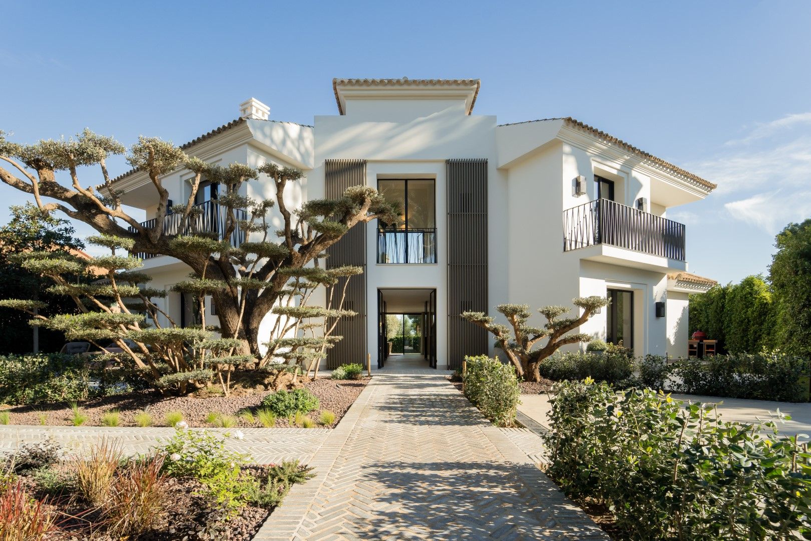 LUXURY VILLAS VILLAS DE LUJO LUXURY VILLAS VILLAS DE LUJO